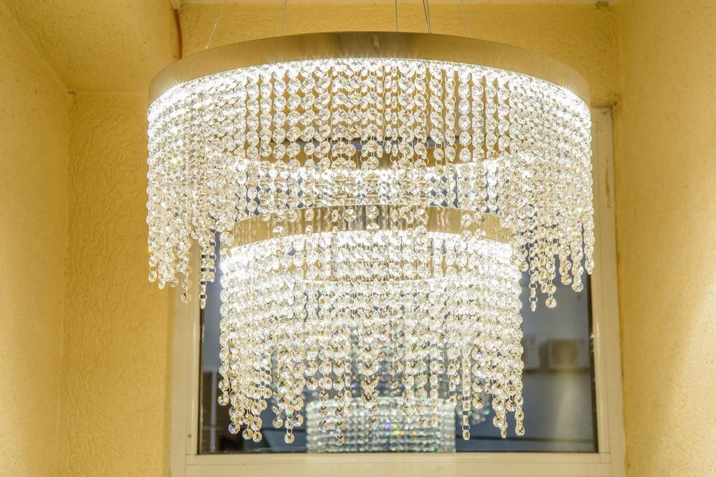 Hotel Ideal Podgorica Bagian luar foto